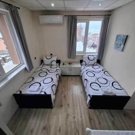 Bubolina House Hotel Sapareva Banya Buitenkant foto