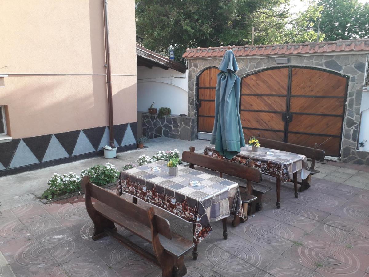 Bubolina House Hotel Sapareva Banya Buitenkant foto