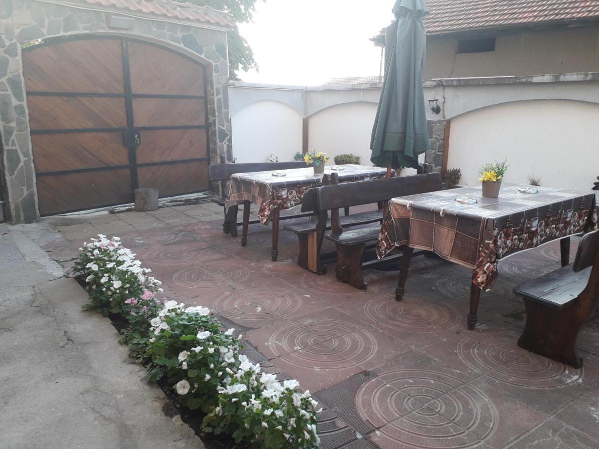 Bubolina House Hotel Sapareva Banya Buitenkant foto
