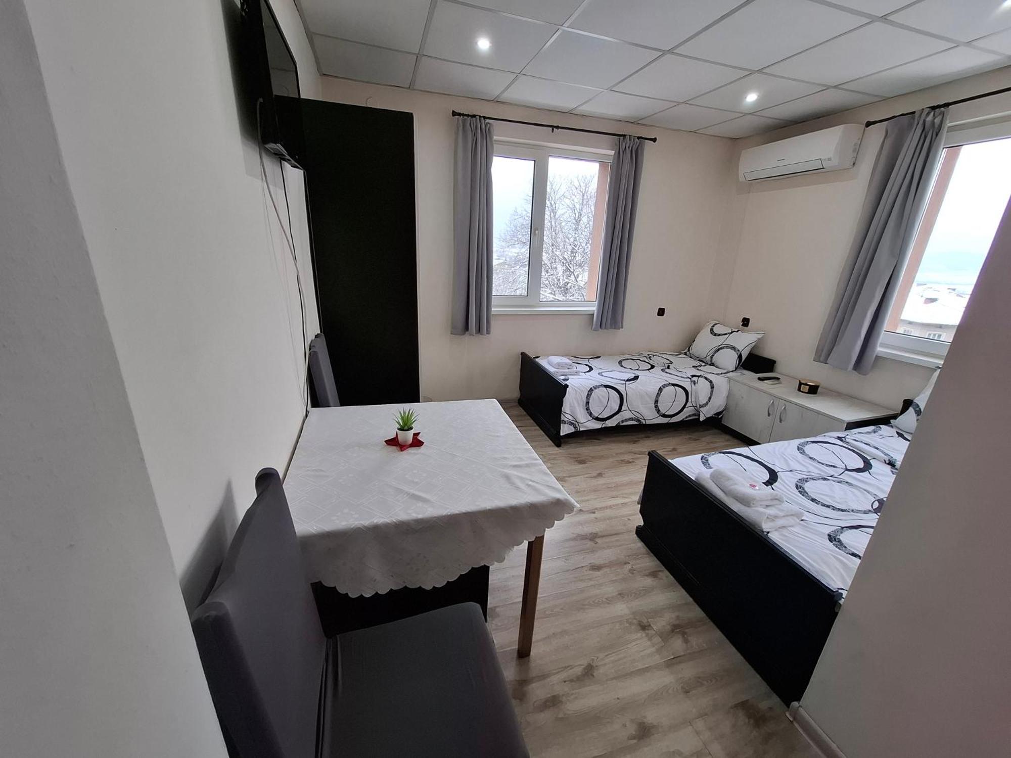 Bubolina House Hotel Sapareva Banya Buitenkant foto